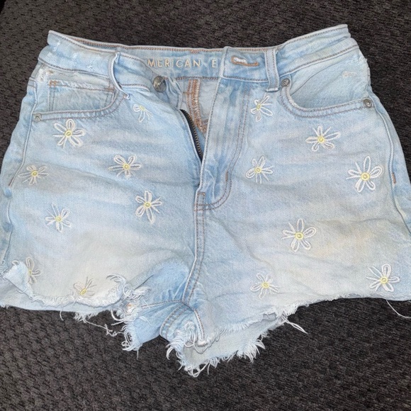 American Eagle shorts, size 00 - Picture 1 of 3